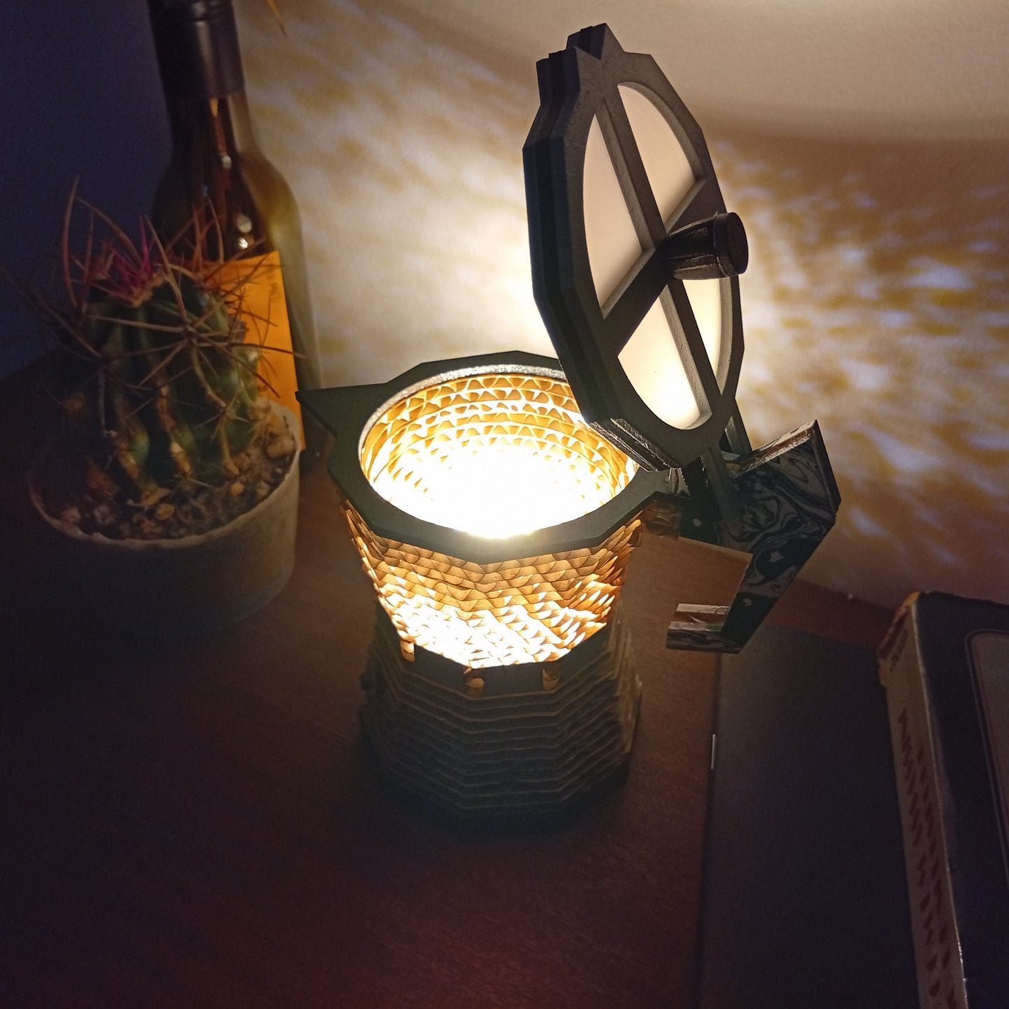 MokaLoop Lamp – Stone Wave