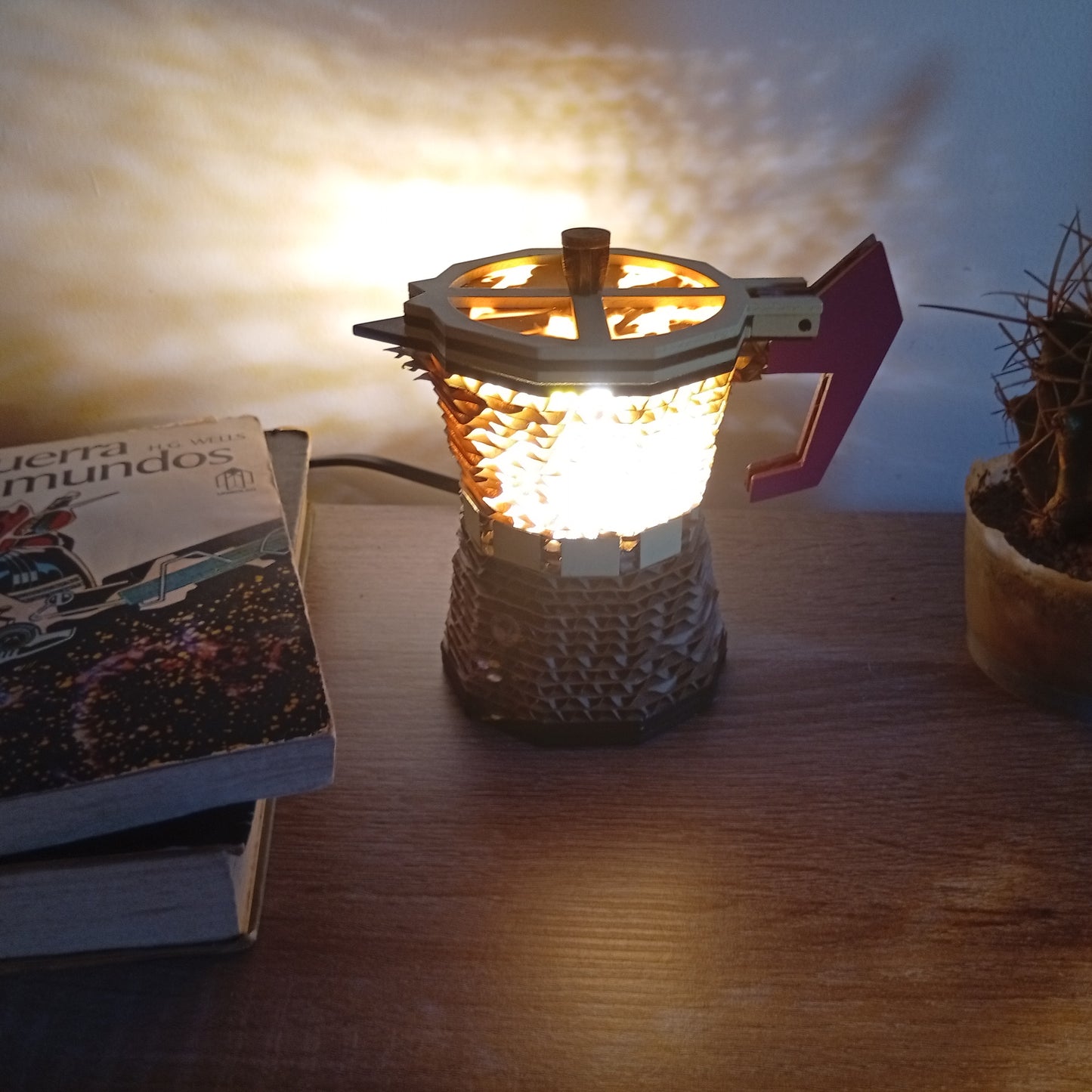 MokaLoop Lamp – Violet Flame
